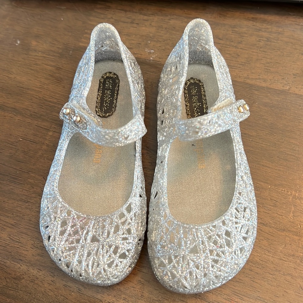 Mini Melissa size 9 toddler sandals.